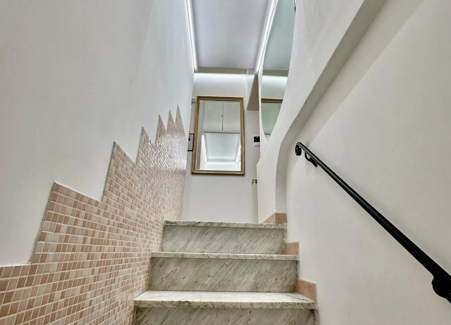 The Vernazza Main Plaza - Rooms & Apartment Guest house