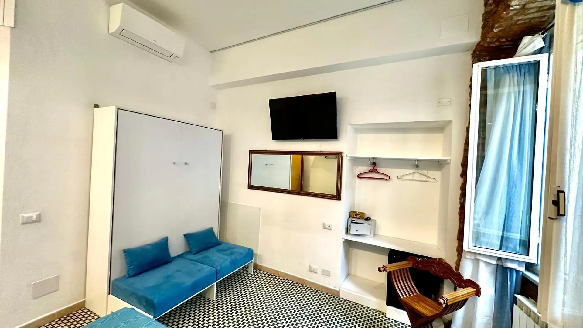 Guest house The Vernazza Main Plaza - Rooms & Apartment